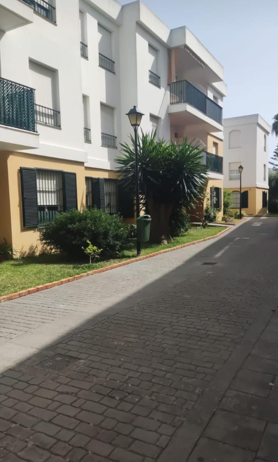 Exterior de la urbanización